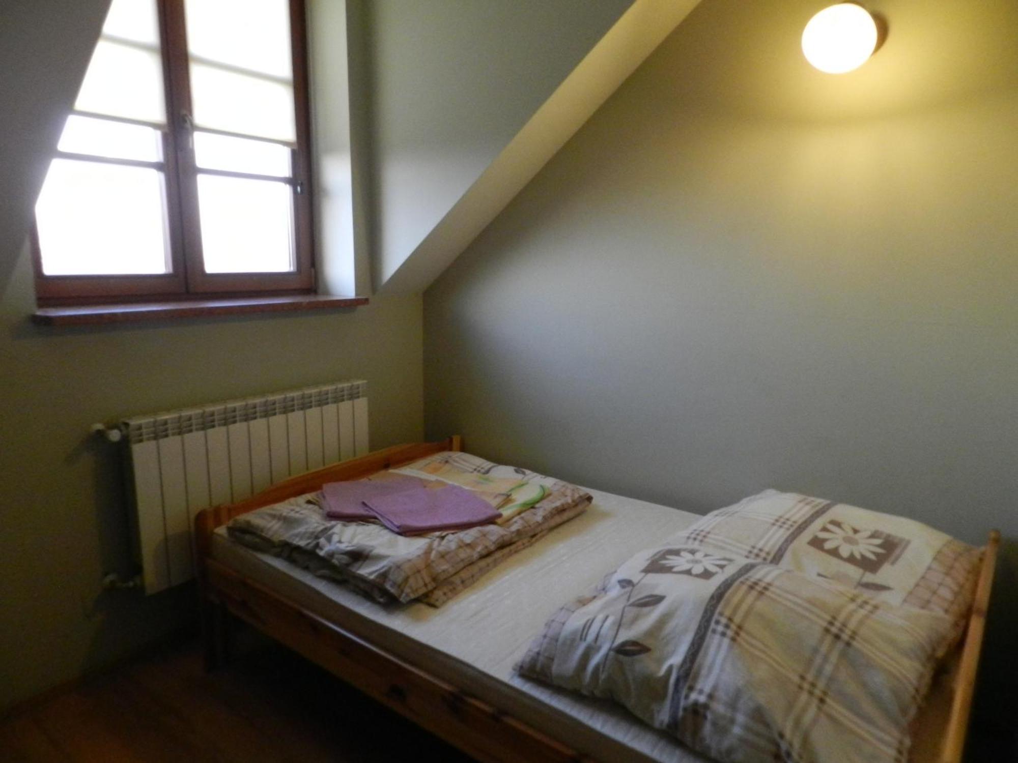 Hotel Dom Pielgrzyma Kalwaria Zebrzydowska Habitación foto